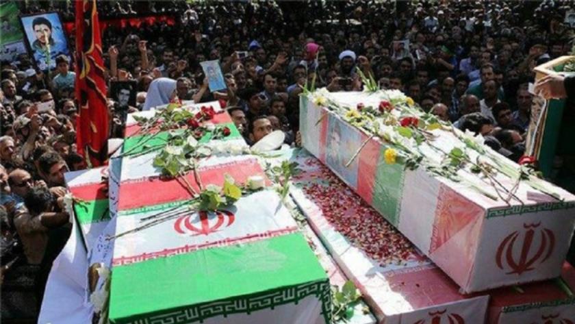 Iranpress:  تشییع و خاکسپاری پیکر مطهر ۲۸۰ شهید گمنام