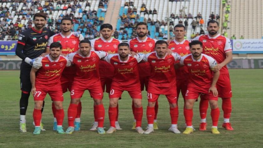 Iranpress: توقف پرسپولیس مقابل استقلال قعرنشین/ ادامه پیروزی‌های پرگل سپاهان
