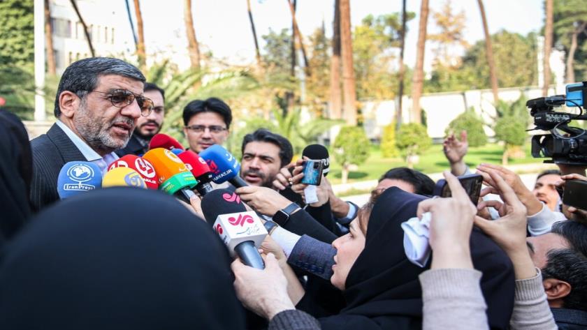 Iranpress: ضرغامی: بیش از ۴ میلیون گردشگر از ابتدای سال به ایران سفر کرده‌اند