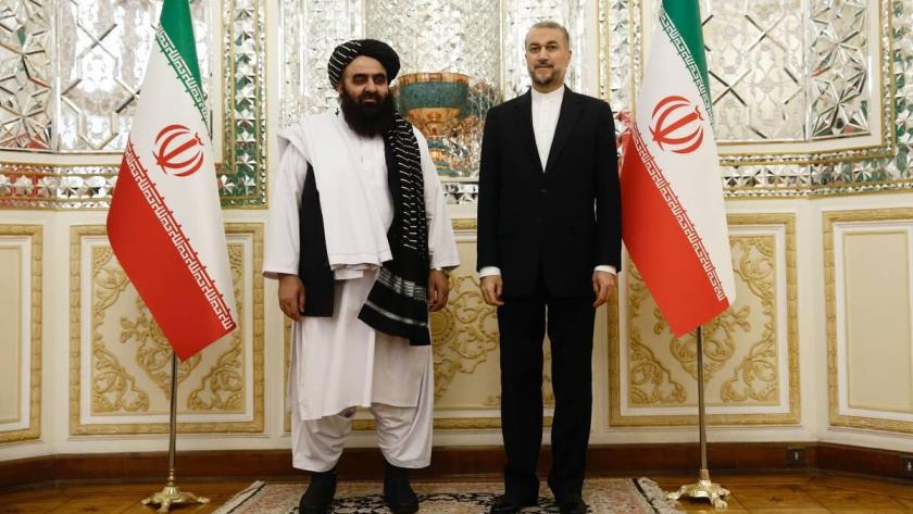 Iranpress: تاکید امیرعبداللهیان بر ضرورت حل مسائل موجود بین ایران و افغانستان