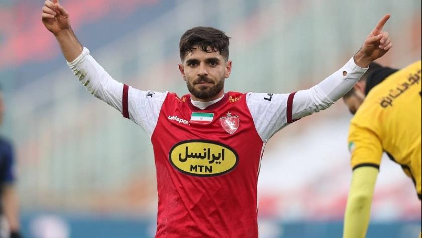 Iranpress: خروج هافبک جوان پرسپولیس قطعی شد