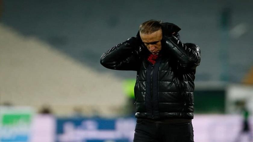 Iranpress: گل محمدی از هدایت پرسپولیس استعفا داد