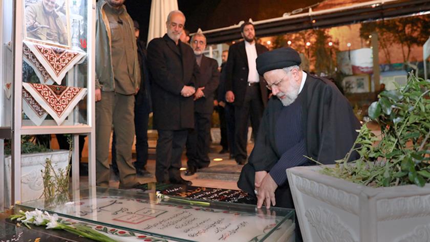 ایران پرس: زیارت سحرگاهی رئیس جمهور بر مزار سردار سلیمانی