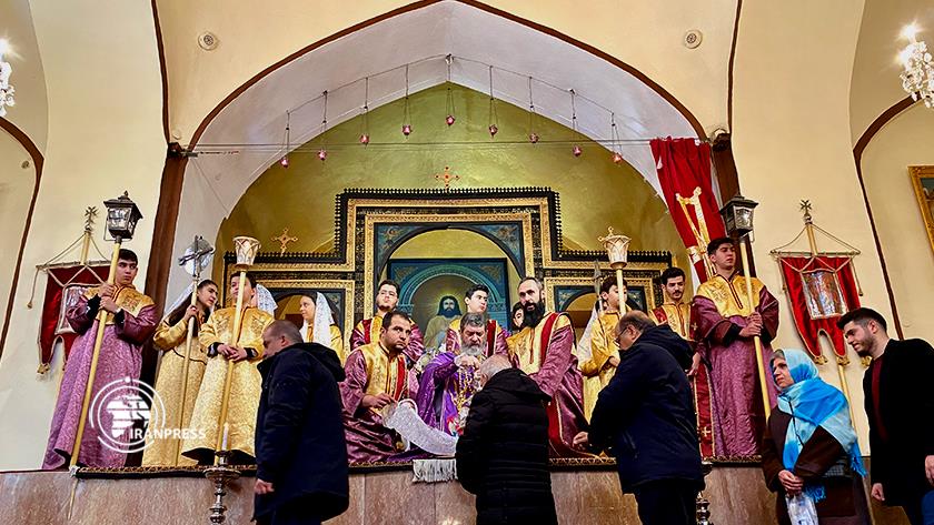 ایران پرس: مراسم سال‌نو ارامنه؛ محکومیت حمله تروریستی کرمان  