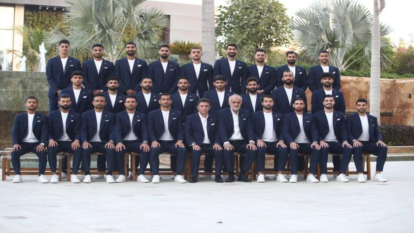 Iranpress: فتوشات‌های ملی‌پوشان ایران برابر دوربین AFC 