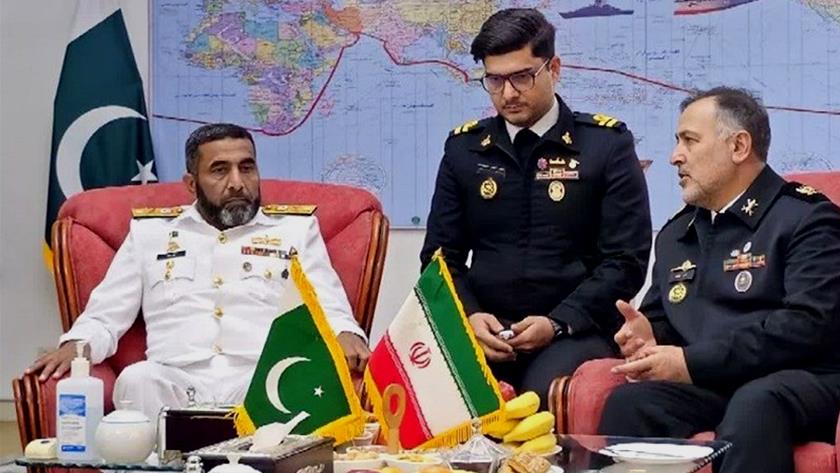 ایران پرس: دیدار فرمانده منطقه یکم امامت نداجا با فرمانده ناوگروه پاکستان