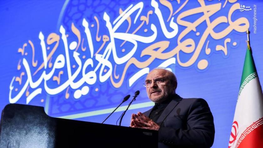 Iranpress: قالیباف: مهمترین رسالت نماز جمعه مستحکم کردن پیوند امام و امت است