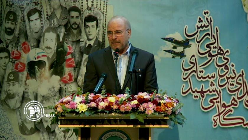 Iranpress: قالیباف: «ما می‌توانیم» در نیروی هوایی ارتش عینیت پیدا کرد