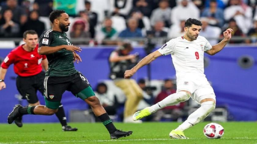 Iranpress: برتری ایران مقابل امارات در شب درخشش طارمی و آزمون