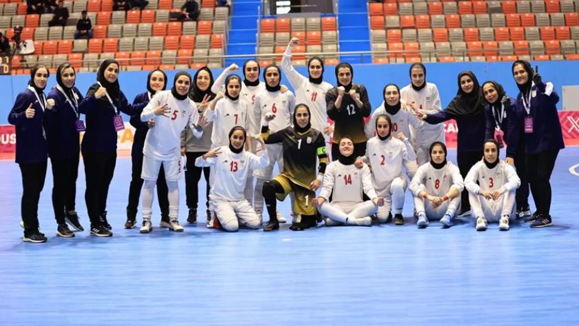 Iranpress: تیم ملی فوتسال زنان ایران برای سومین بار قهرمان تورنمنت کافا شد