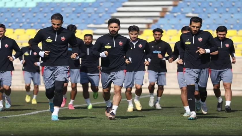 Iranpress: حضور یک ستاره جدید در تمرینات پرسپولیس