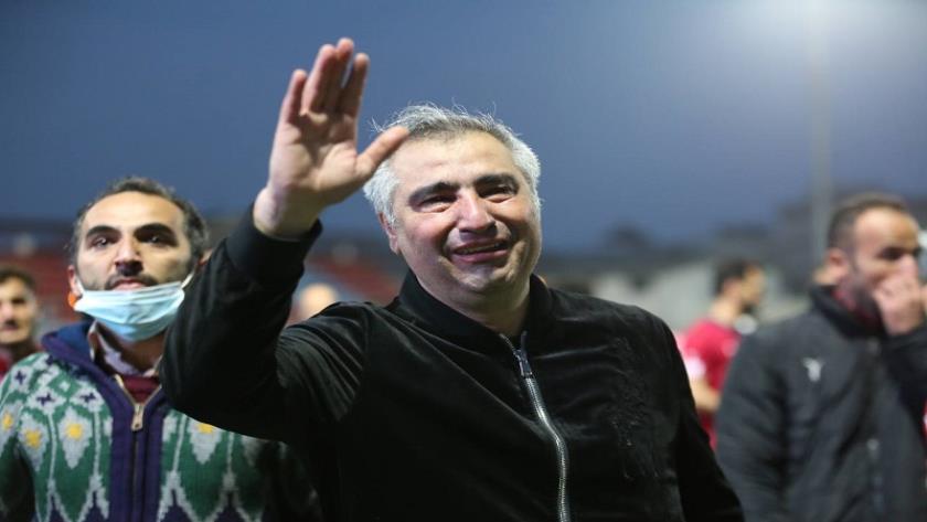 Iranpress: ساکت الهامی دوباره سرمربی نساجی شد