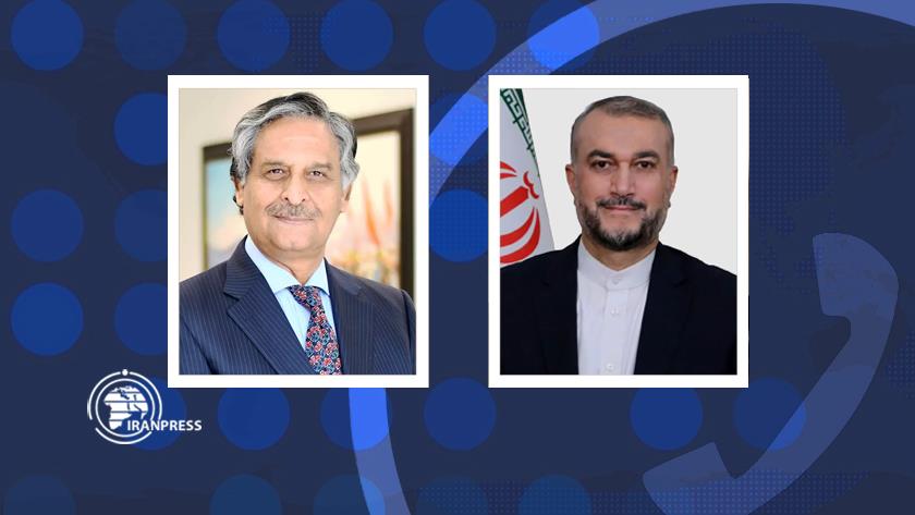 Iranpress: رایزنی وزرای خارجه ایران و پاکستان