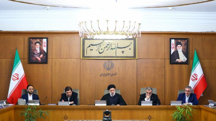 Iranpress: ماموریت‌های رئیسی به وزرا در آستانه ماه رمضان و سال نو