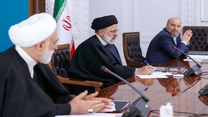 Iranpress: اعطای مجوز به سازمان برنامه برای تأمین و مدیریت بودجه‌ ۴ وزارتخانه