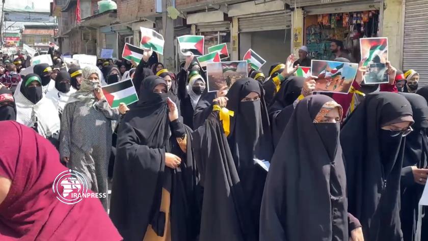 Iranpress: راهپیمایی روز جهانی قدس در کشمیر 