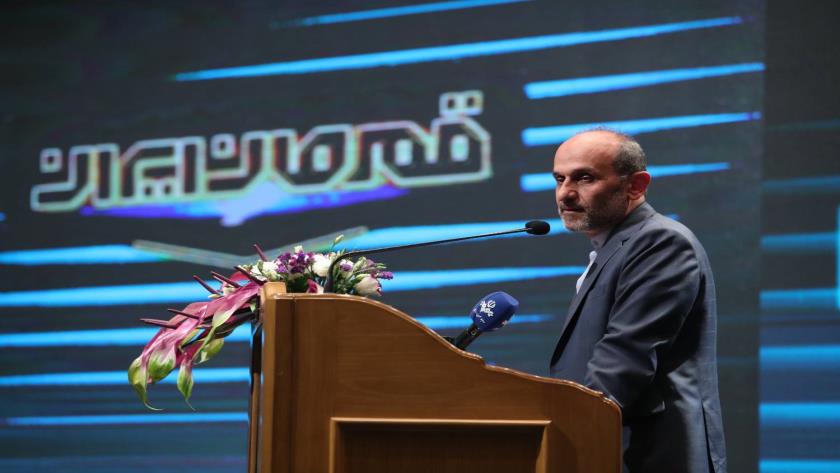 Iranpress: قهرمانان، رسانه گویای هویت ملی ایران‌اند
