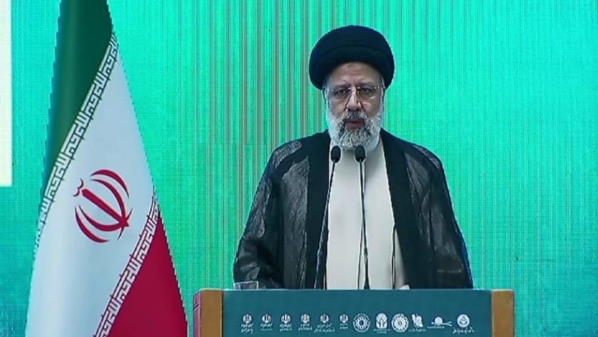 Iranpress: رئیسی: ایران در عرصه‌های مختلف می‌تواند برای جهان نوآوری داشته باشد