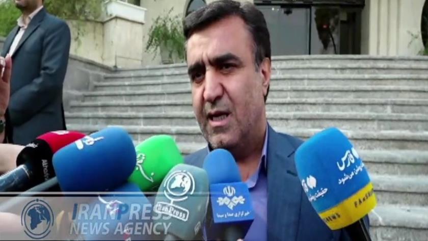 Iranpress: سلاجقه خبر داد: آبگیری۵۰ درصدی تالاب هامون 