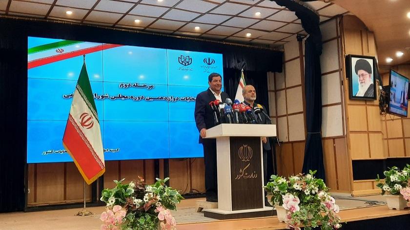 Iranpress: مخبر: برگزاری سالم و امن انتخابات افتخار دولت است