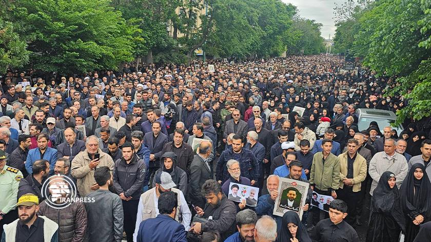 ایران پرس: تصاویری از تشییع پیکر مطهر رئیس جمهور شهید و همراهانش در تبریز