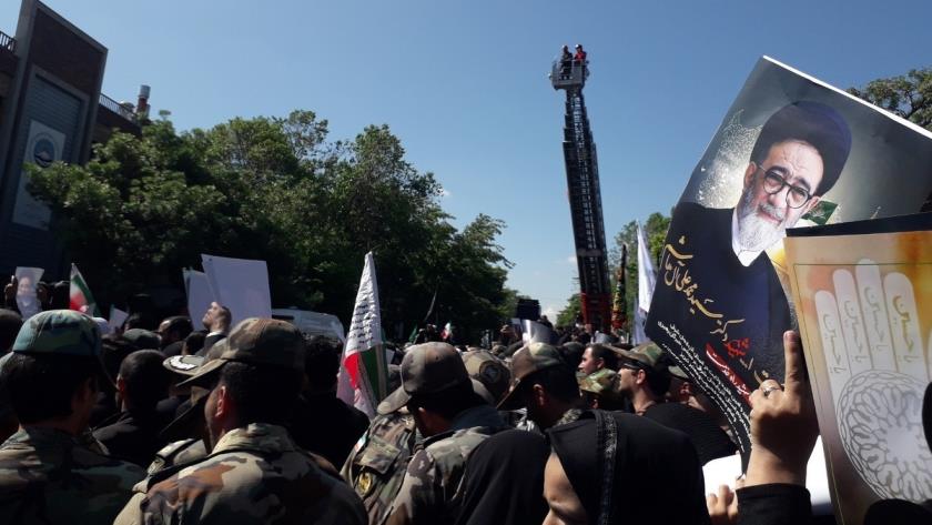ایران پرس: مراسم تشییع پیکر مطهر شهید آیت الله آل هاشم در تبریز برگزار شد