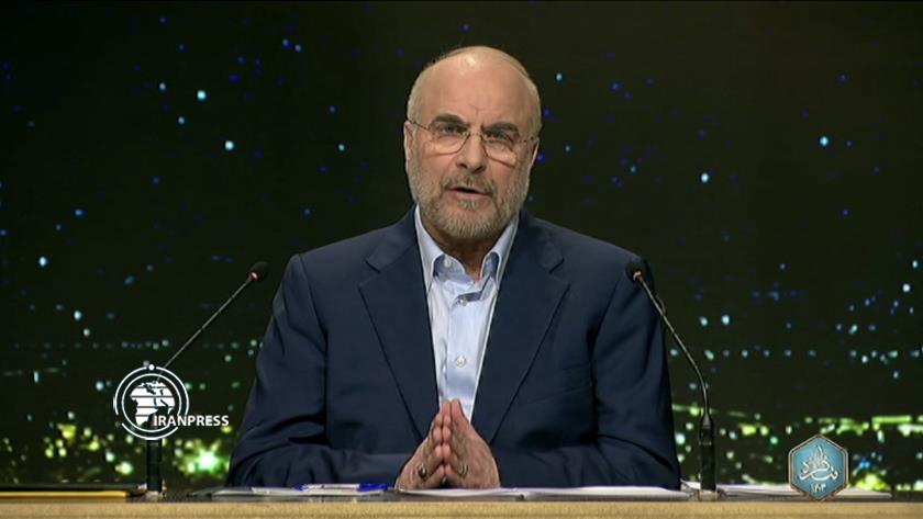 Iranpress: قالیباف: از ابتدا در یارانه ها هدفمند حرکت نکردیم