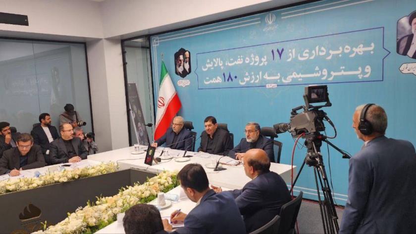 Iranpress: شهید رئیسی هیچ‌گاه حاشیه را به متن ترجیح نداد