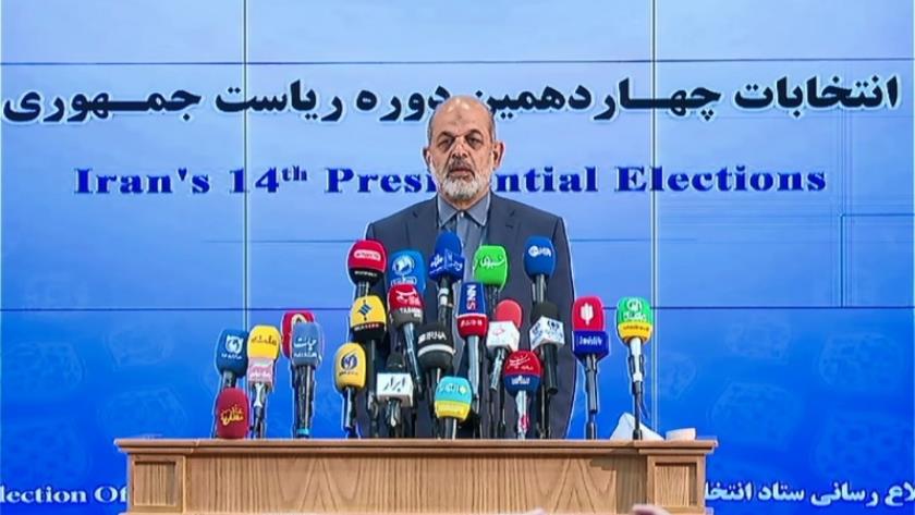 Iranpress: وزیر کشور: انتخابات در کمال امنیت و سلامت برگزار خواهد شد