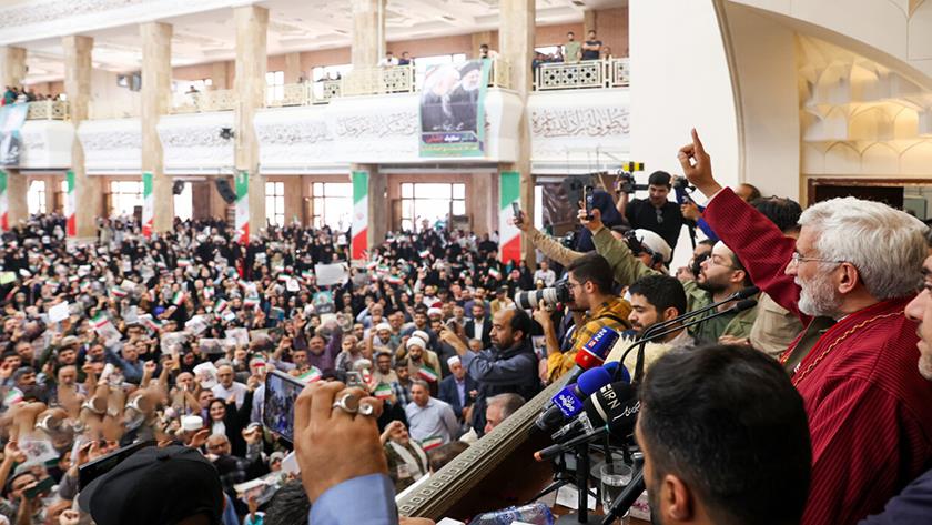 Iranpress: جلیلی در گرگان: باید تعامل گسترده و سازنده با جهان داشت نه تعامل حداقلی و از سر ضعف