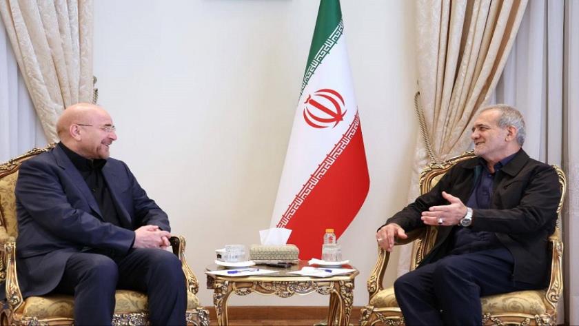 ایران پرس: دیدار قالیباف با رئیس جمهور منتخب/ تاکید بر حمایت مجلس از دولت چهاردهم 