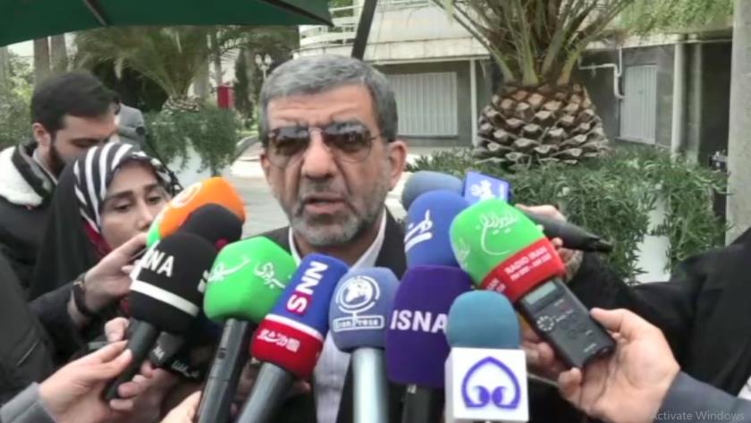 Iranpress: ضرغامی: برای اولین بار تابوی برگزاری کنسرت در اماکن گردشگری را شکستیم