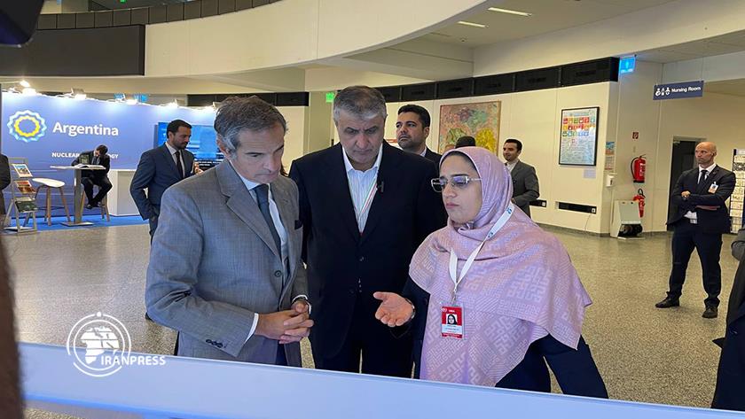 Iranpress: بازدید مدیرکل آژانس از دستاوردهای هسته‌ای ایران در وین