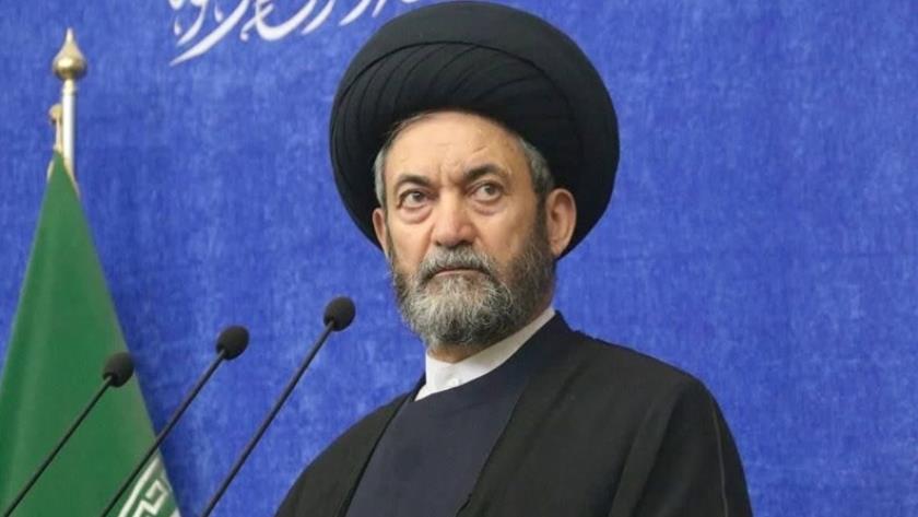 Iranpress: اعزام جوانان شیعه به لبنان برای جنگ با اسرائیل منوط به موافقت سید حسن نصرالله است