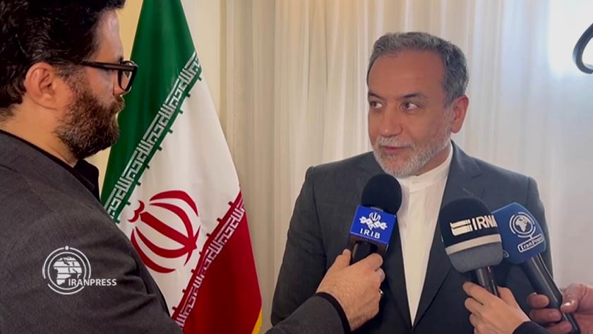 Iranpress: عراقچی: خون شهید نصرالله باعث قوت بیشتر حزب‌الله خواهد شد