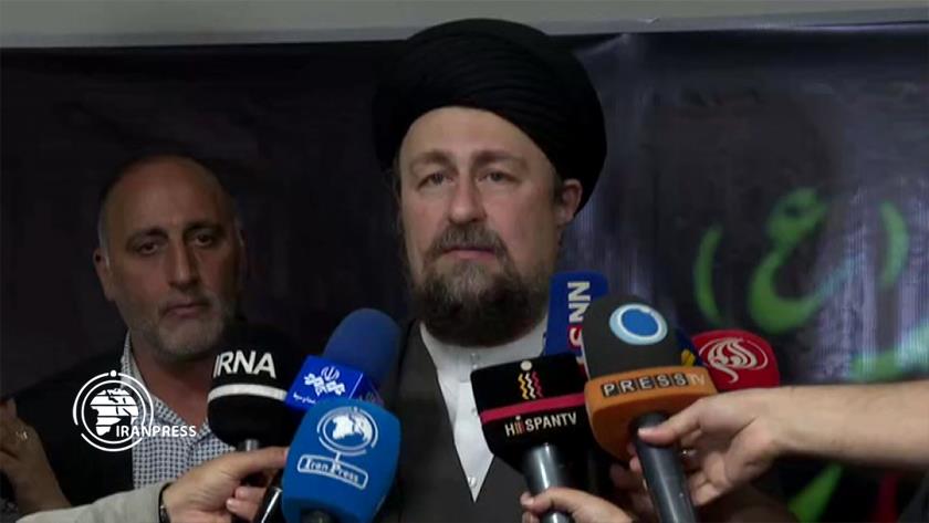 Iranpress: تولیت آستان حرم مطهر امام خمینی (ره): رژیم صهیونیستی پاسخ جنایت هایش را خواهد گرفت