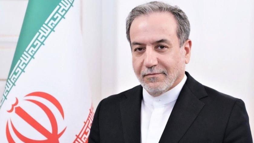 Iranpress: عراقچی: ارتباط با کشورهای همسایه در اولویت سیاست خارجه ایران است