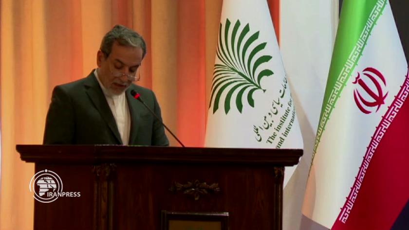Iranpress: عراقچی: به رژیم صهیونیستی توصیه میکنیم اراده ایران را آزمایش نکند