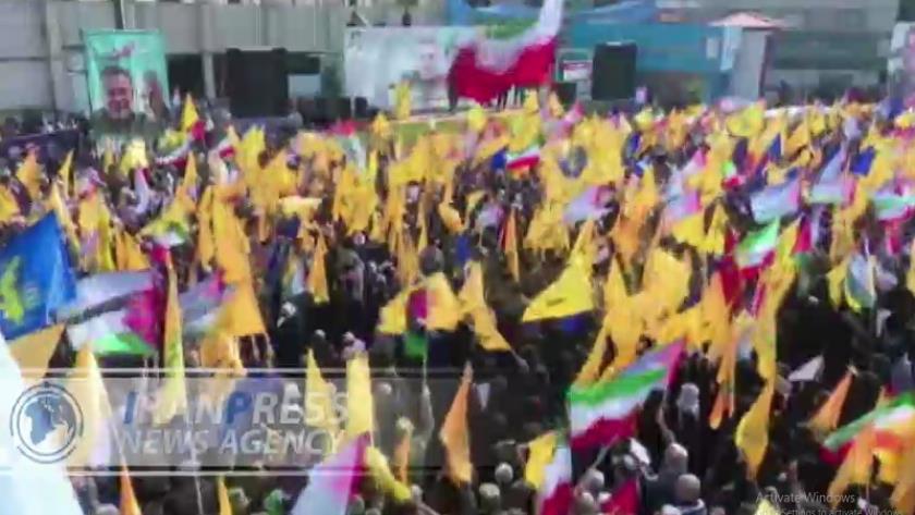 ایران پرس: تصاویر برگزاری مراسم تشییع شهید نیلفروشان 