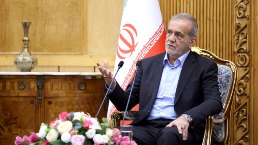 Iranpress: بریکس گامی موثر برای برون‌رفت از چالش یکجانبه‌گرایی و تمامیت خواهی آمریکا در جهان است