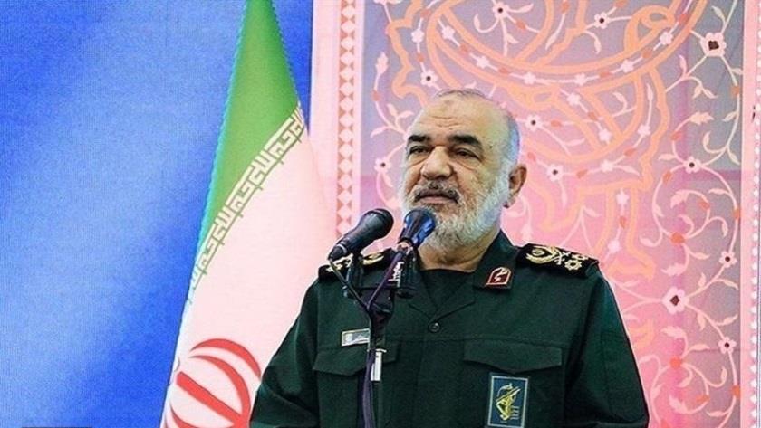 Iranpress: سرلشکر سلامی: رژیم صهیونیستی به سامانه تاد تکیه نکند