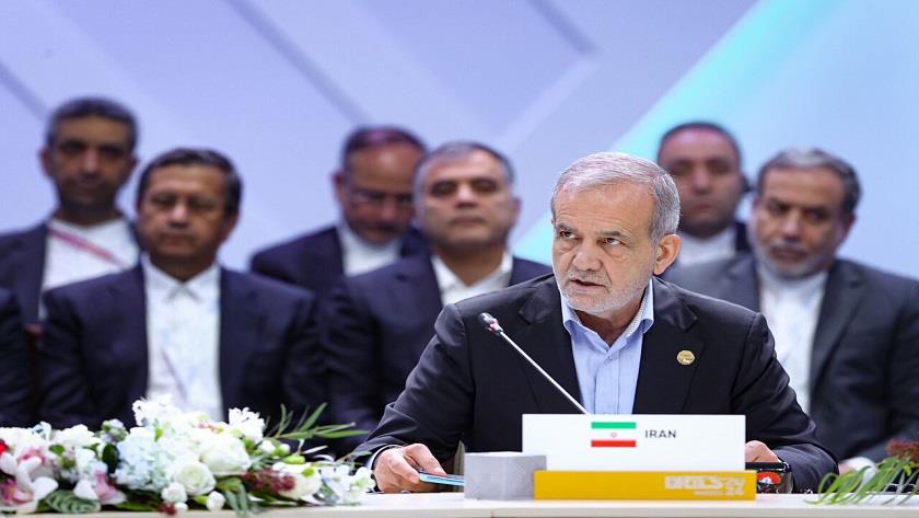 Iranpress: پزشکیان: بریکس، الگوی موفق  برای همکاری و رهایی از یک‌جانبه‌ گرایی در جهان