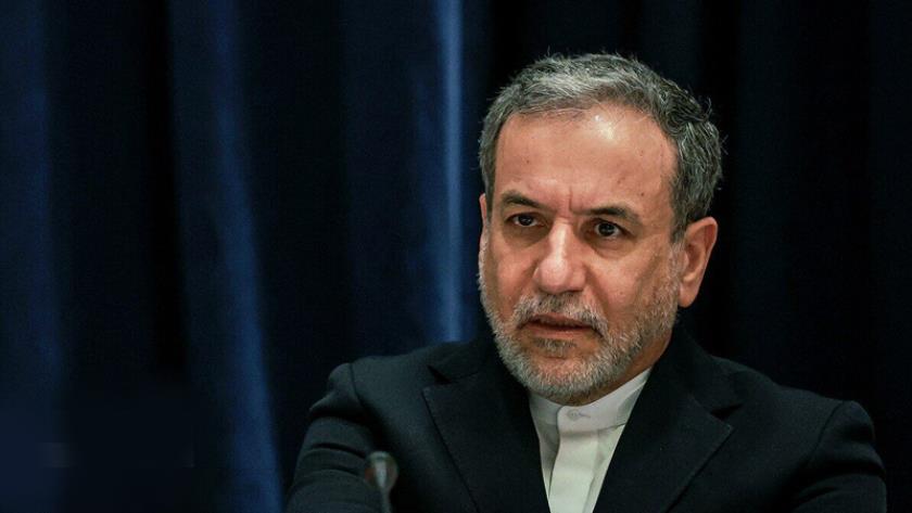 Iranpress: عراقچی: حمله جنایتکارانه اسرائیل به مراکز نظامی ایران نقض قوانین بین‌المللی است