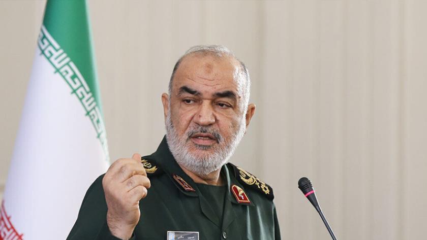 Iranpress: سردار سلامی: اقدام غیرقانونی رژیم صهیونیستی با آمادگی پدافند هوایی ناکام ماند