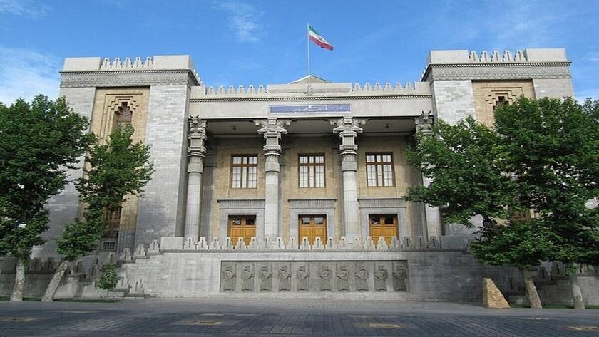 Iranpress: وزارت خارجه سفیر آلمان را احضار کرد