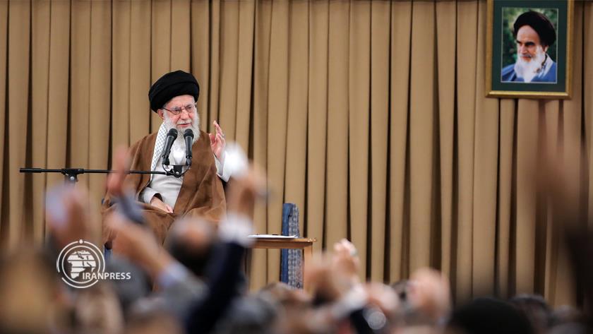 Iranpress: امروز، دیدار دانش‌آموزان و دانشجویان با رهبر معظم انقلاب