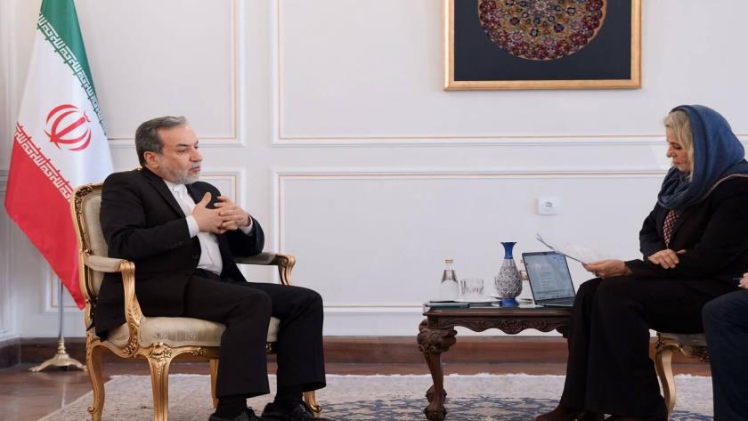 Iranpress: عراقچی: این حجم از پروپاگاندای سیاسی علیه ایران درباره شارمهد قابل درک نیست