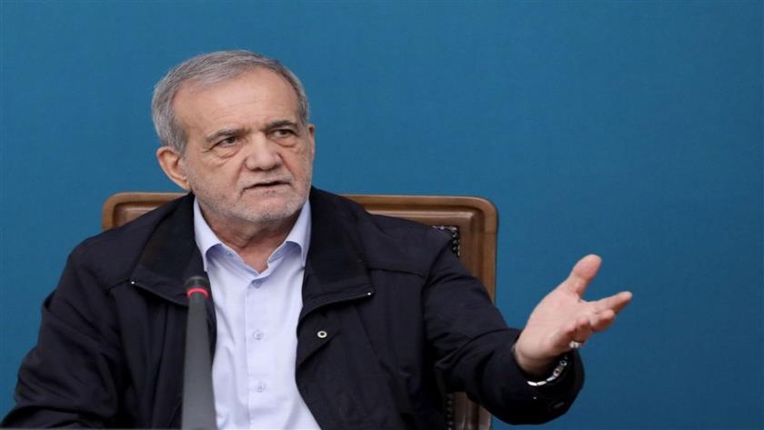 Iranpress: ادامه فیلترینگ با توجه به نارضایتی مردم قابل قبول نیست
