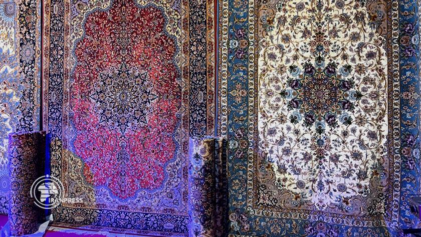 Iranpress: سی و هفتمین نمایشگاه ملی صنایع دستی افتتاح شد