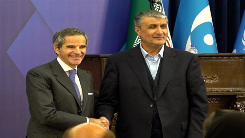 Iranpress: هشدار ایران درباره سیاسی کاری تروئیکای اروپایی